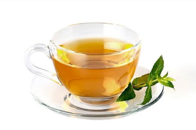 Jak na organizm działa herbata?